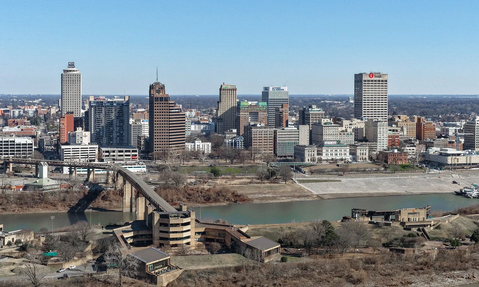 Memphis skyline and the Mississippi River at dusk